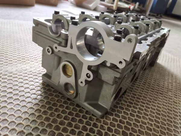 CYLINDER HEAD 908752 FOR HYUNDAI STAREX SORENTO 2.5CRDI 170HP D4CB 22100-4A250 22100-4A000 - Image 4