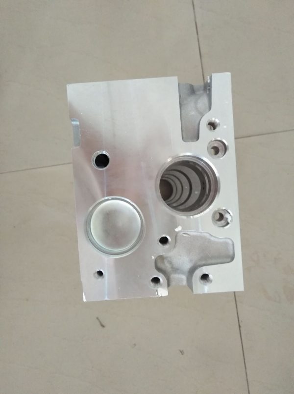Cylinder Head RENAULT 7701468858 7701472681 7701475893 for 1.4L Megane R19 - Image 7
