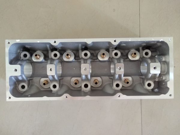 Cylinder Head RENAULT 7701468858 7701472681 7701475893 for 1.4L Megane R19 - Image 4