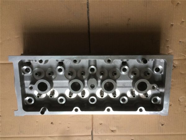 Cylinder Head Auto Engine Part 71739156 7958558 188A5 FAIT 1.2 - Image 3
