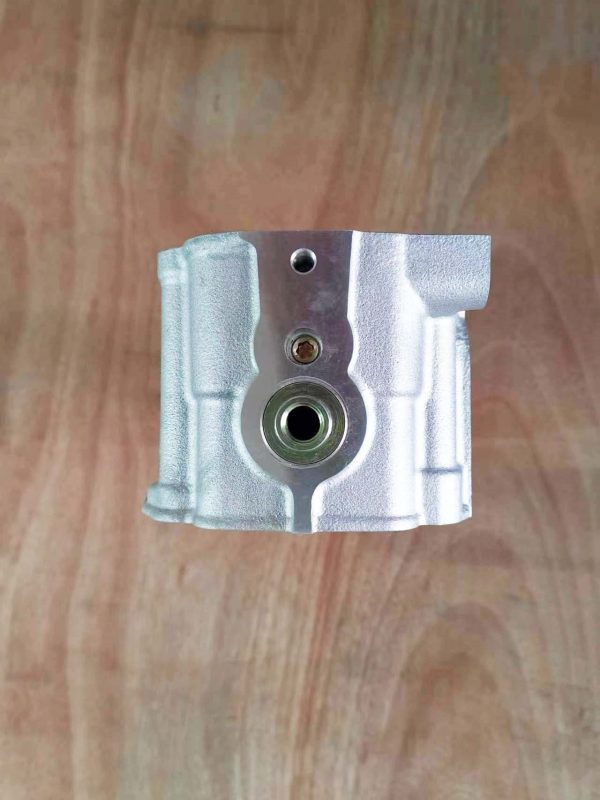 Auto Parts Cylinder Head For Chevrolet Corsa 1.6 92089854 C16NE - Image 6